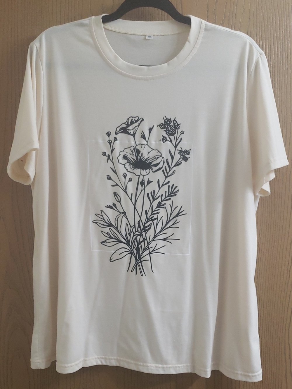 Women's Cream Floral Short Sleeve Tee